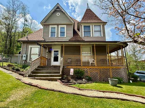 101 Madison Street, Fairview, WV, 26570 | Card Image