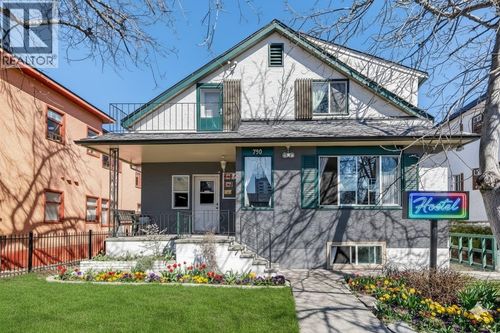 730 Bernard Ave, Kelowna, BC, V1Y6P5 | Card Image