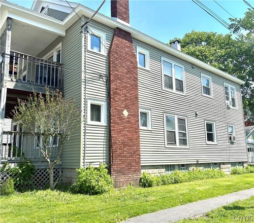200 Lillian Ave, Syracuse, NY, 13206-2154 | Card Image