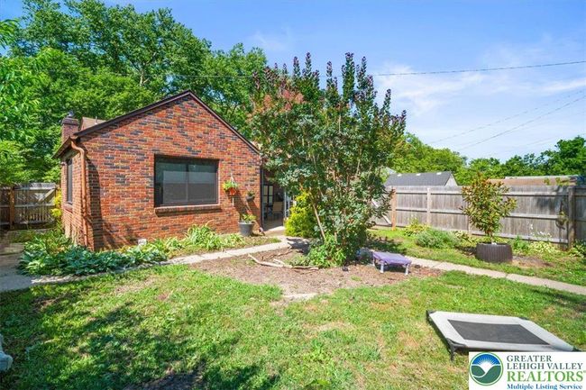 1321 W Union Blvd, House other with 3 bedrooms, 2 bathrooms and null parking in BETHLEHEM PA | Image 35