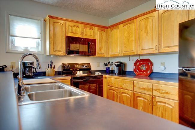 APT-132 - 165 Grandfather Cir, Condo with 2 bedrooms, 2 bathrooms and null parking in Seven Devils NC | Image 12