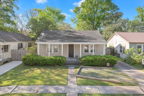 835 Iris St, Baton Rouge, LA, 70802-8428 | Card Image