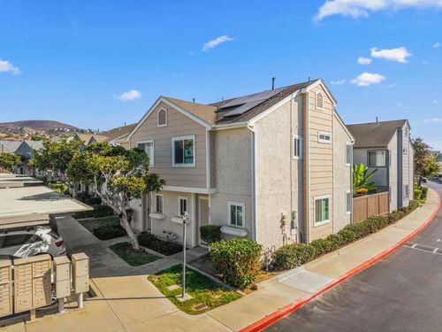 8901 Arlingdale Way, Spring Valley, CA, 91977 | Card Image