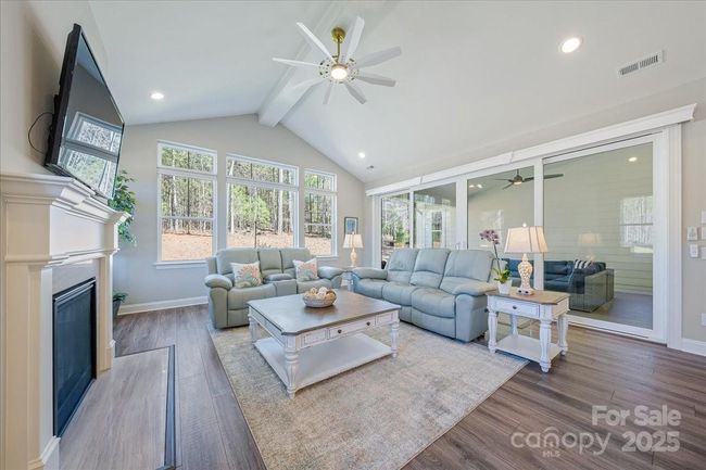6398 Chimney Bluff Rd, House other with 5 bedrooms, 5 bathrooms and null parking in Lancaster SC | Image 13