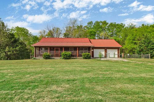 137 Whirlwind Ln, Pikeville, TN, 37367-3092 | Card Image