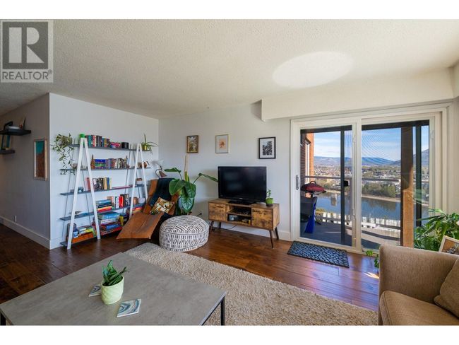 3 - 320 Powers Rd, Condo with 2 bedrooms, 2 bathrooms and 2 parking in Kamloops BC | Image 4