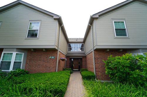 apt-7-131 Kristin Cir, Schaumburg, IL, 60195-3369 | Card Image