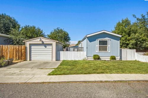 2105 N Steptoe St #95, Kennewick, WA, 99336 | Card Image