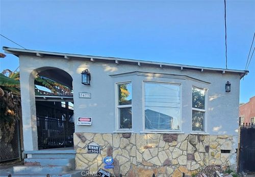 3477 W 71st St, Los Angeles, CA, 90043-4633 | Card Image