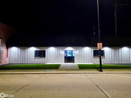 217 E Lincoln Way, Jefferson, IA, 50129-2205 | Card Image