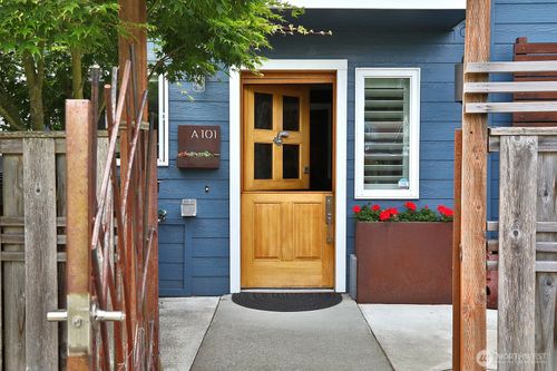 a101-130 5th St, Langley, WA, 98260-8667 | Card Image