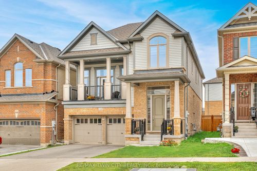 110 Haldimand St, Kitchener, ON, N2R0R2 | Card Image