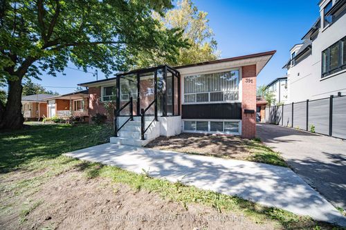 391 Crosby Ave, Richmond Hill, ON, L4C2R8 | Card Image