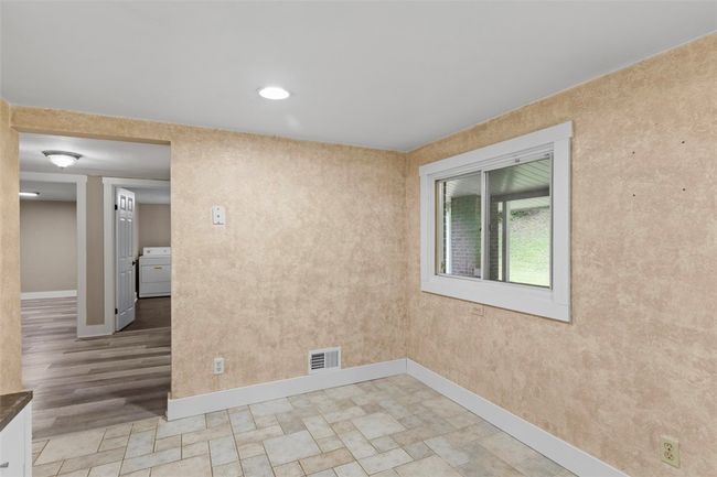 1082 N Boundary Rd, House other with 3 bedrooms, 1 bathrooms and 3 parking in Cranberry Twp PA | Image 30