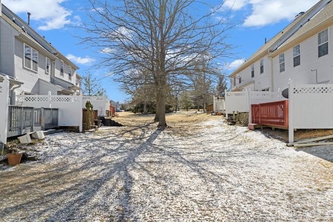 22 Colleen Ct, Townhouse with 2 bedrooms, 3 bathrooms and null parking in Kendall Park NJ | Image 9