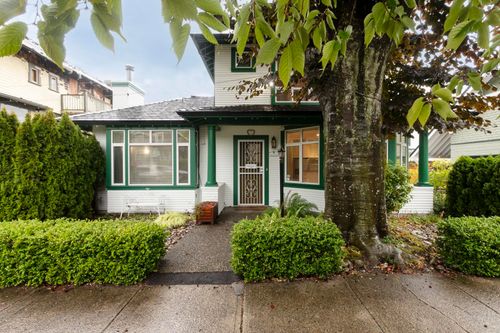 3135 Maple St, Vancouver, BC, V6J5K7 | Card Image
