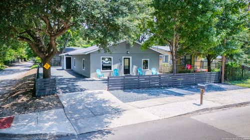 555 Hansford St, San Antonio, TX, 78210-4601 | Card Image