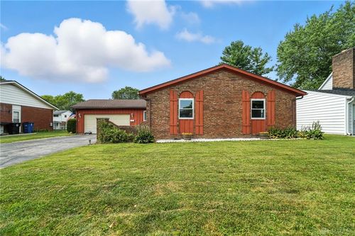 719 Hiatt Ave, Wilmington, OH, 45177-1401 | Card Image