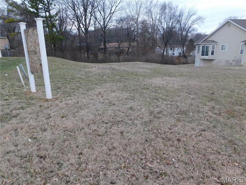 12007 Parker Estates Ct, Florissant, MO, 63033-5042 | Card Image