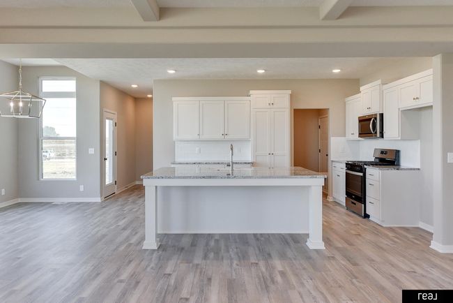 5357 N 191 St St, House other with 4 bedrooms, 3 bathrooms and 3 parking in Elkhorn NE | Image 8