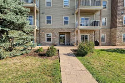 207 - 174 N Railway St, Condo with 2 bedrooms, 2 bathrooms and 1 parking in Okotoks AB | Image 2