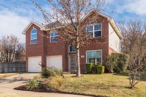 6403 Redstone Dr, Arlington, TX, 76001-5489 | Card Image