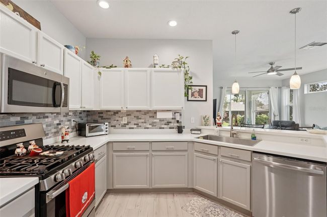 76 - 2032 Inverness Greens Dr, Condo with 2 bedrooms, 2 bathrooms and null parking in SUN CITY CENTER FL | Image 10