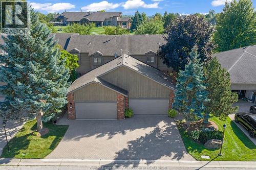 62 Fairway Cres, Amherstburg, ON, N9V3T8 | Card Image