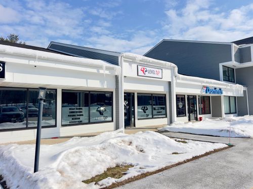 104-254 N Broadway, Salem, NH, 03079-2132 | Card Image