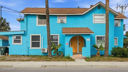 715 Harvey Ave, DAYTONA BEACH, FL, 32118-6741 | Card Image