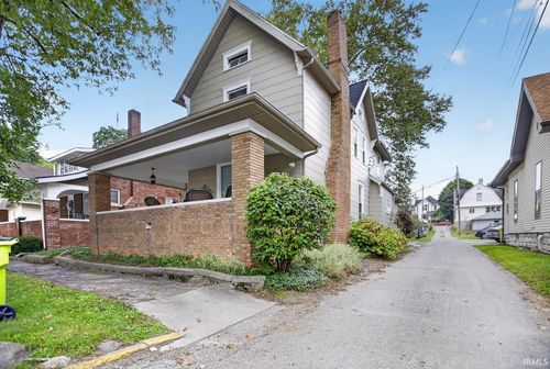 320 E Park Dr, Huntington, IN, 46750-2720 | Card Image