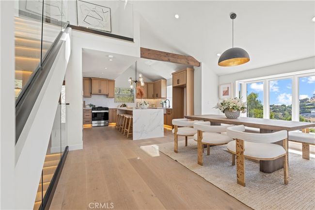 8280 Grand View Dr, House other with 3 bedrooms, 4 bathrooms and 2 parking in LOS ANGELES CA | Image 13