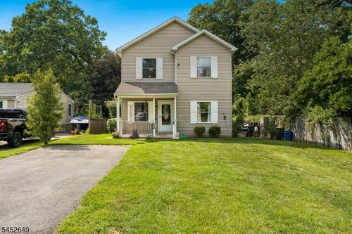 2 Elizabeth Pl, Denville, NJ, 07834-1839 | Card Image