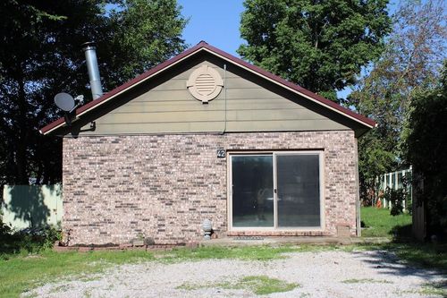 42 Driftwood Ln, Linn Valley, KS, 66040-5435 | Card Image