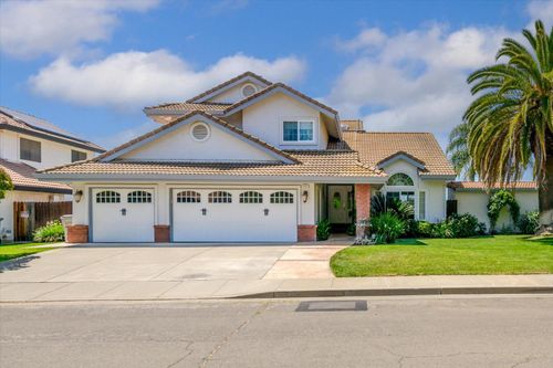 410 Village Cir, Winters, CA, 95694-2308 | Card Image