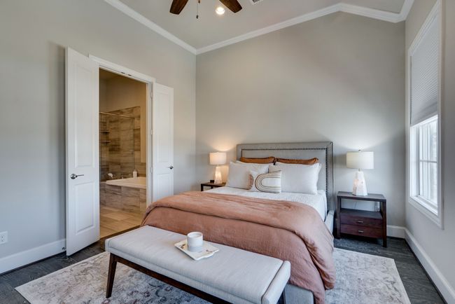 14985 Oak St, Townhouse with 3 bedrooms, 4 bathrooms and null parking in Addison TX | Image 25
