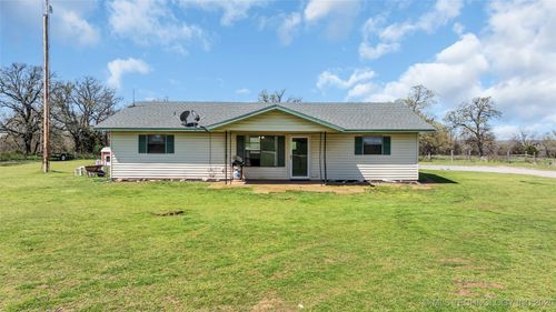 4795 Inwood Rd, Healdton, OK, 73438-6067 | Card Image