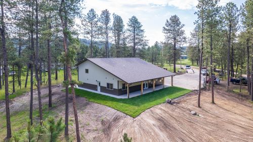 12382 Cross Rd, Custer, SD, 57730-8385 | Card Image