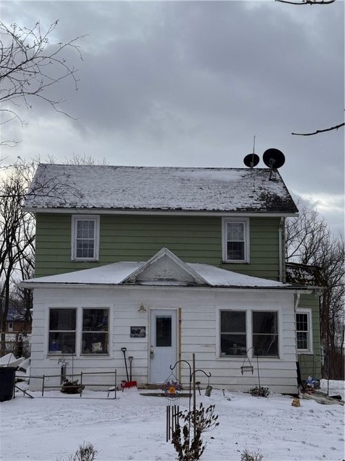 1320 Levanna Rd, Union Springs, NY, 13160-3196 | Card Image