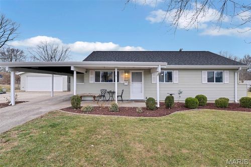 6 Saint Paul Ct, O Fallon, MO, 63366-2246 | Card Image