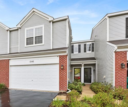 1242 Courtland Cir, Plainfield, IL, 60586-5128 | Card Image