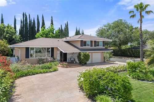 17712 Whitney Dr, Santa Ana, CA, 92705 | Card Image