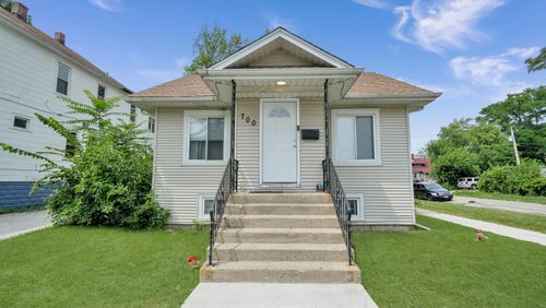 700 6th Ave, Maywood, IL, 60153-1571 | Card Image
