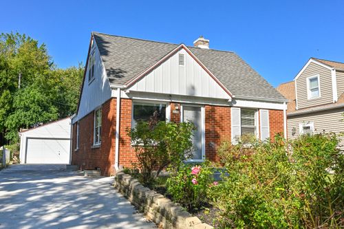 1531 S 90th St, WEST ALLIS, WI, 53214-4227 | Card Image