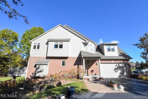 1-1198 Alissa Marie Dr, Highland, MI, 48357-4893 | Card Image