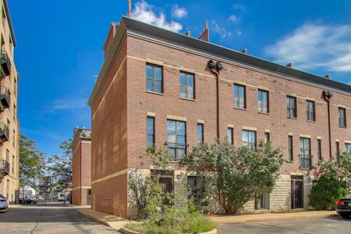 unit-8-1816 Spaulding Ave, Chicago, IL, 60647-9531 | Card Image