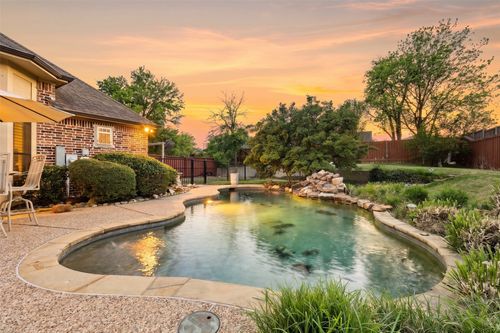 2609 Fair Oaks Cir, Sherman, TX, 75092-7645 | Card Image