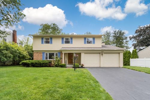 6835 Bowerman St E, Worthington, OH, 43085-2480 | Card Image