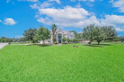 850 Kings Forest Lane, House other with 4 bedrooms, 4 bathrooms and null parking in Richmond TX | Image 3