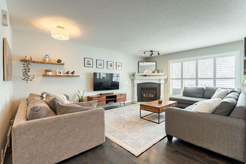 119 W Terrace Rise, Cochrane, AB, T4C1S3 | Card Image